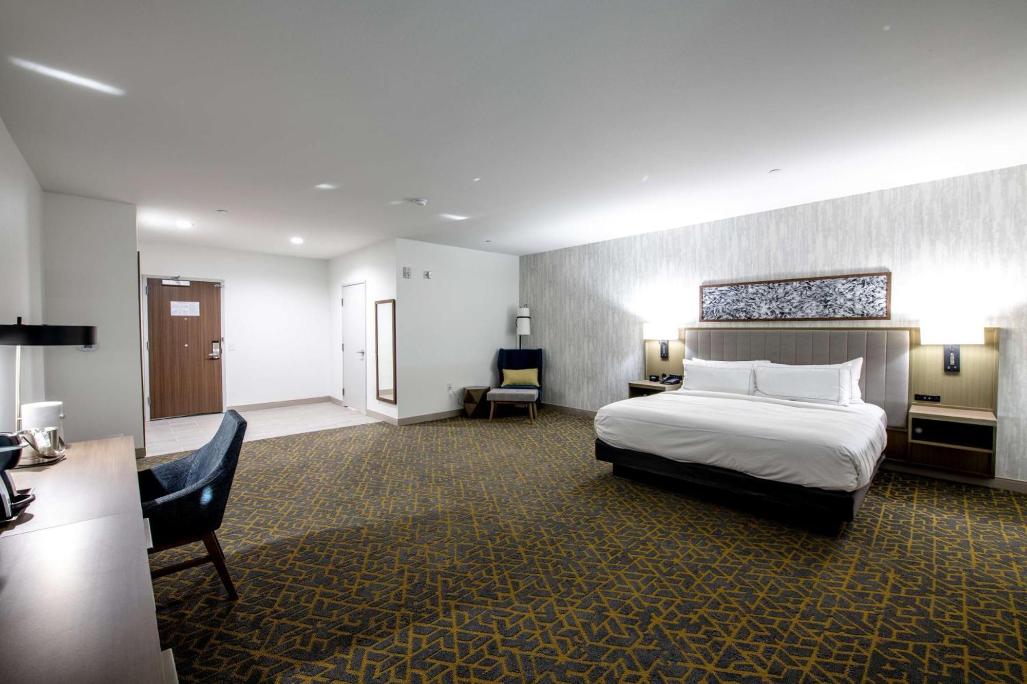 Doubletree Charles 4* Sulphur